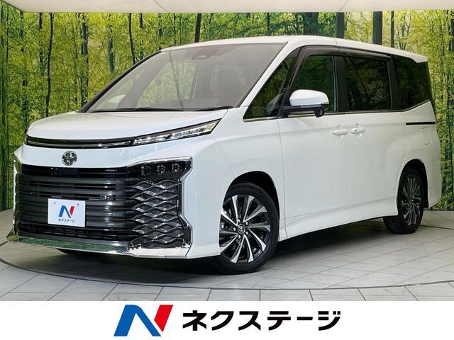 TOYOTA / VOXY