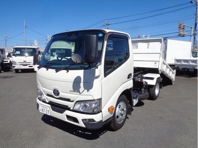 TOYOTA / DYNA