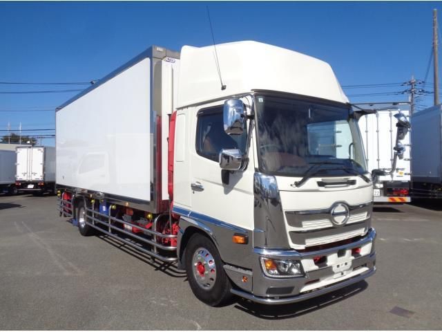 Japanese used car Ref# 1716230 HINO / RANGER