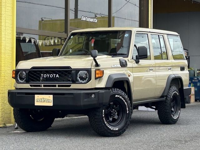 TOYOTA / LANDCRUISER 70