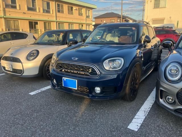 BMW / BMW MINI COOPER S E CROSSOVER