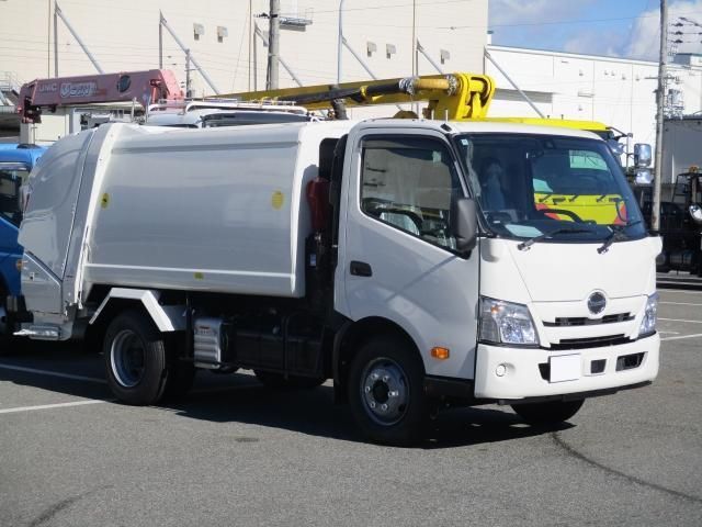 HINO / DUTRO