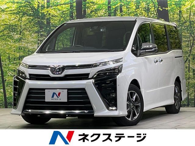 TOYOTA / VOXY