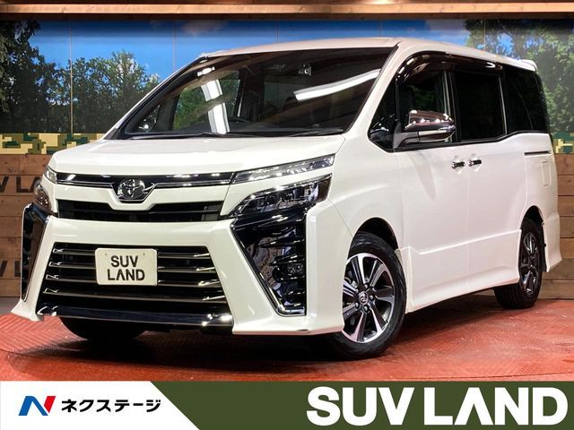 TOYOTA / VOXY