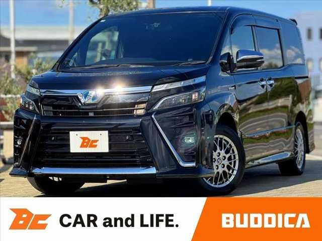 TOYOTA / VOXY HYBRID