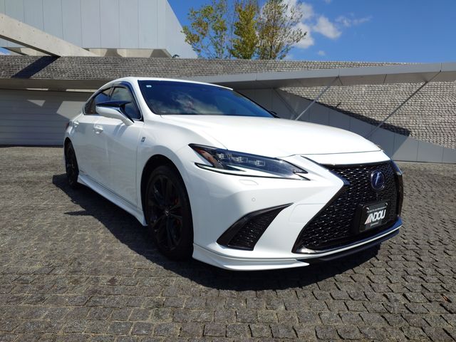 TOYOTA / LEXUS ES300h