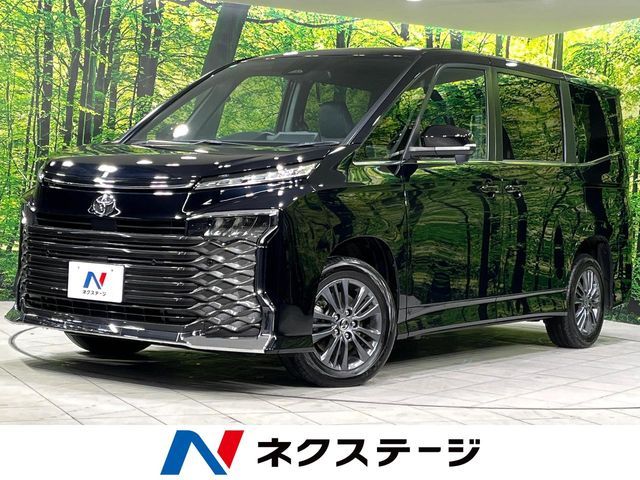 TOYOTA / VOXY 4WD
