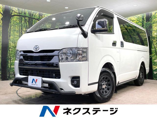TOYOTA / HIACE van 4WD