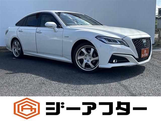 TOYOTA / CROWN sedan hybrid