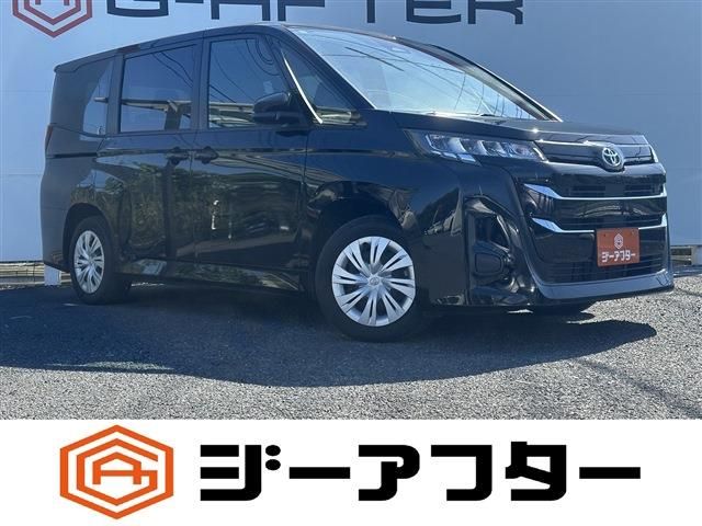 TOYOTA / NOAH