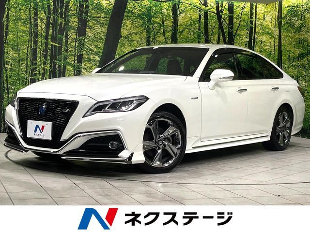 TOYOTA / CROWN sedan hybrid 4WD