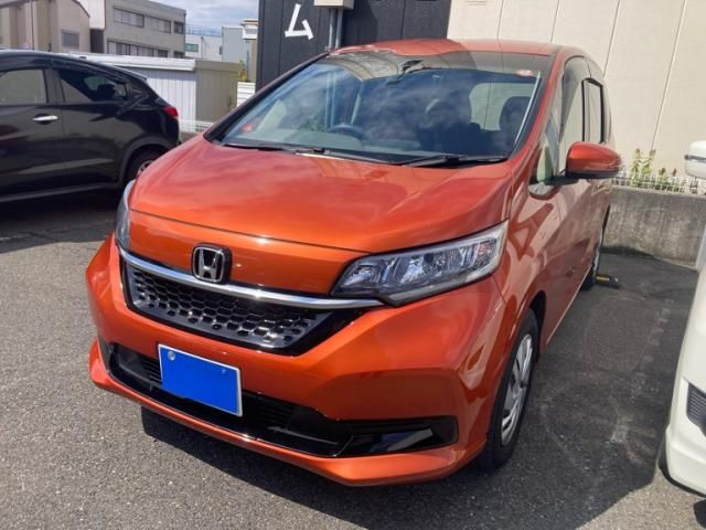 HONDA / FREED