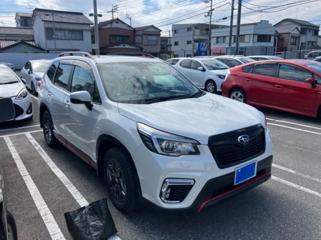 SUBARU / FORESTER