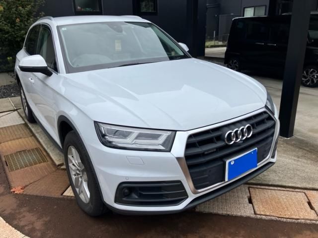 AUDI / AUDI Q5