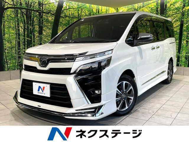 TOYOTA / VOXY