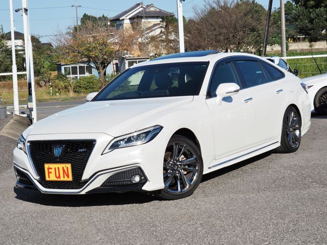 TOYOTA / CROWN sedan hybrid