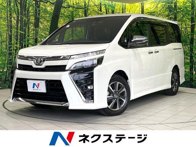TOYOTA / VOXY
