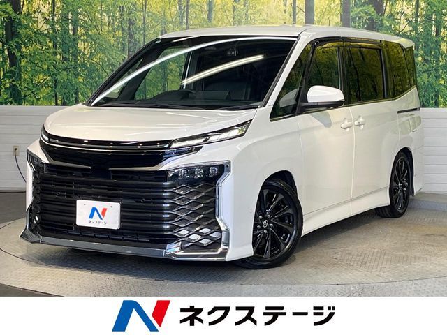 TOYOTA / VOXY HYBRID