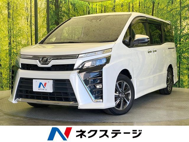 TOYOTA / VOXY