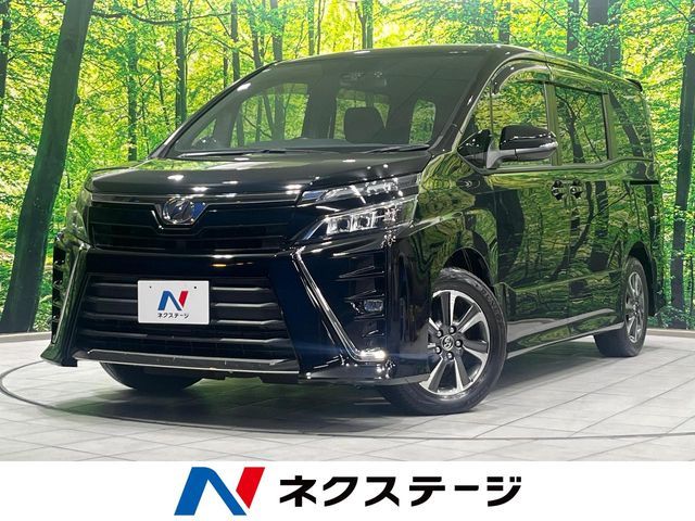 TOYOTA / VOXY