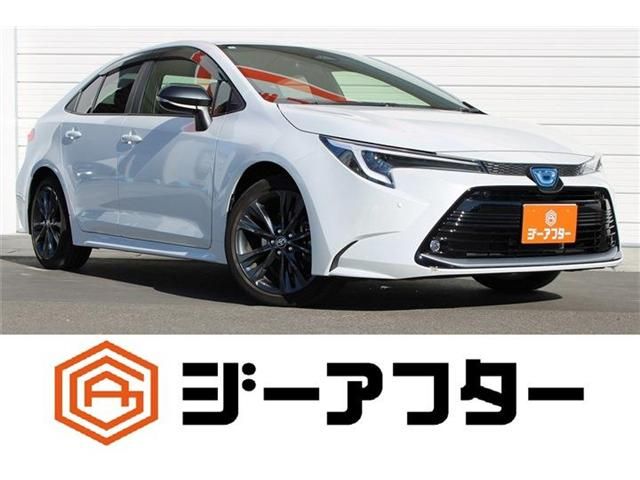 TOYOTA / COROLLA sedan HYBRID 4WD
