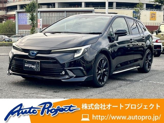TOYOTA / COROLLA TOURING HYBRID