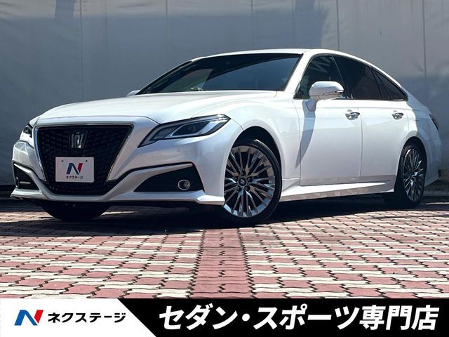 TOYOTA / CROWN sedan hybrid