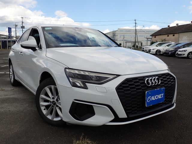AUDI / AUDI A3 Sedan