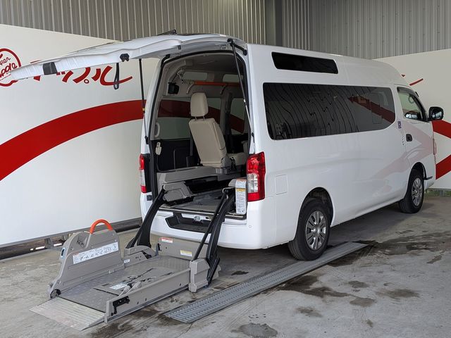 NISSAN / CARAVAN van 4WD