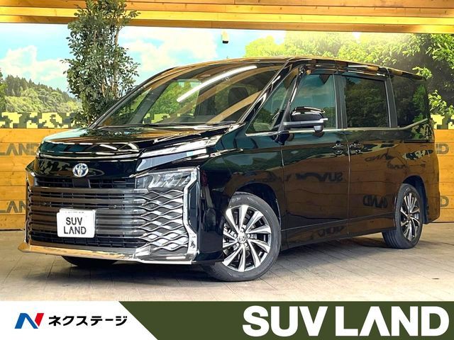 TOYOTA / VOXY HYBRID