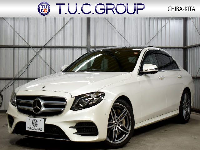 MERCEDES BENZ / MERCEDES BENZ E class sedan