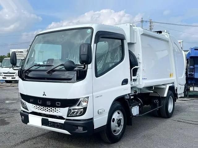 Japanese used car Ref# 1720075 MITSUBISHI / CANTER