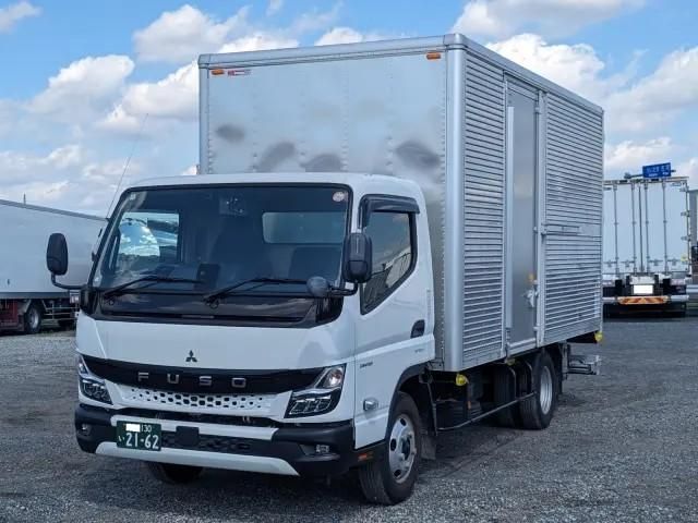 Japanese used car Ref# 1720083 MITSUBISHI / CANTER