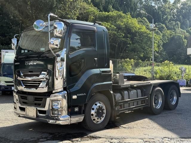 ISUZU / GIGA