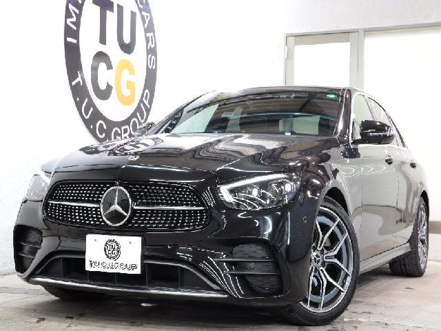 MERCEDES BENZ / MERCEDES BENZ E class sedan