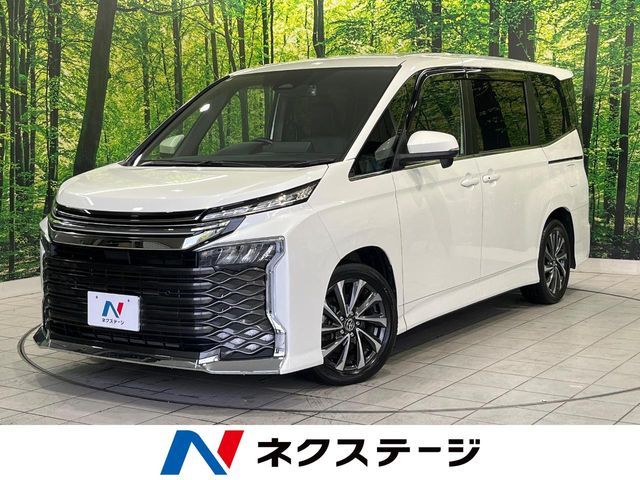 TOYOTA / VOXY