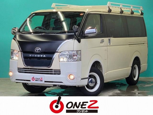 TOYOTA / HIACE van 4WD