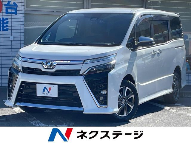 Japanese used car Ref# 1720832 TOYOTA / VOXY 4WD