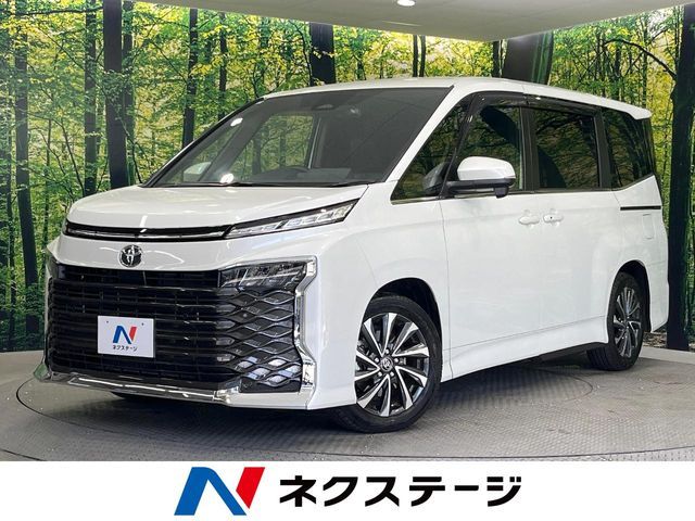 TOYOTA / VOXY