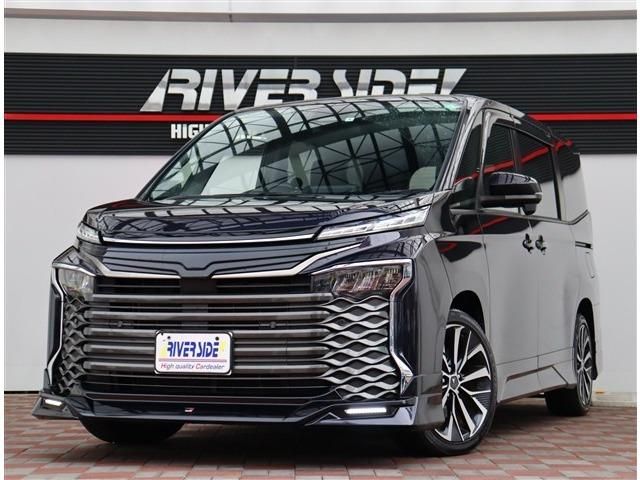 TOYOTA / VOXY