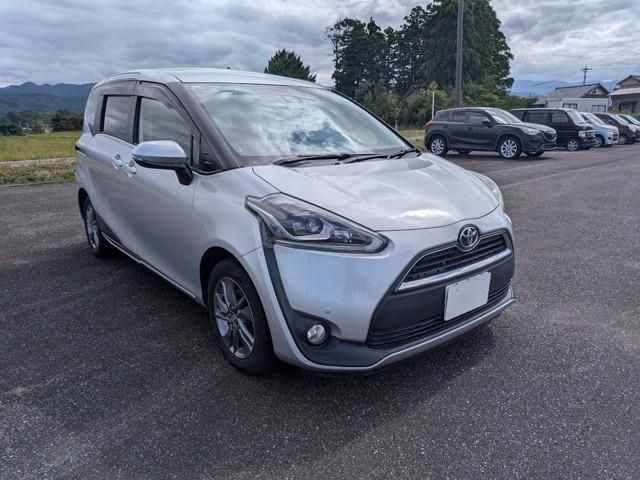 TOYOTA / SIENTA