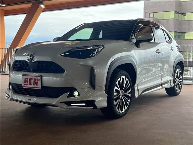 TOYOTA / YARIS CROSS HYBRID