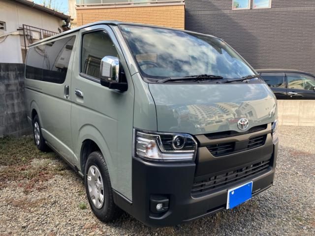 TOYOTA / HIACE van 4WD