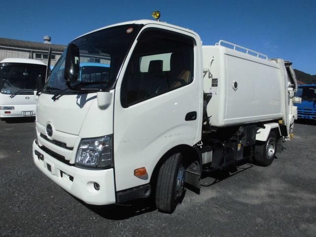 Japanese used car Ref# 1721145 HINO / DUTRO