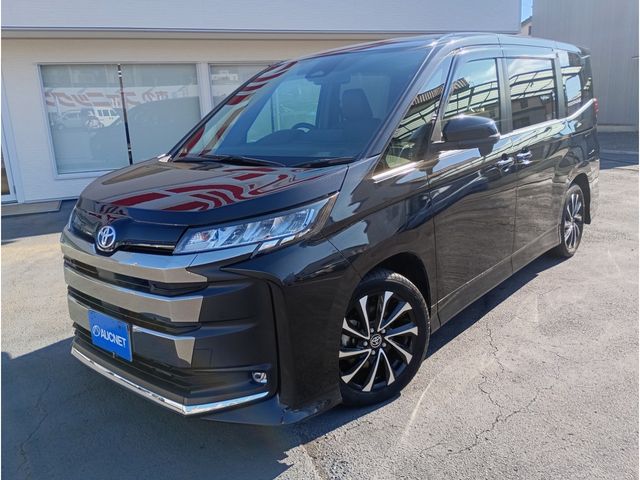 TOYOTA / NOAH