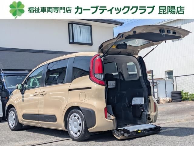 TOYOTA / SIENTA HYBRID