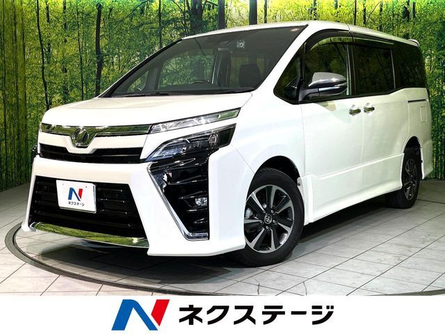 TOYOTA / VOXY 4WD
