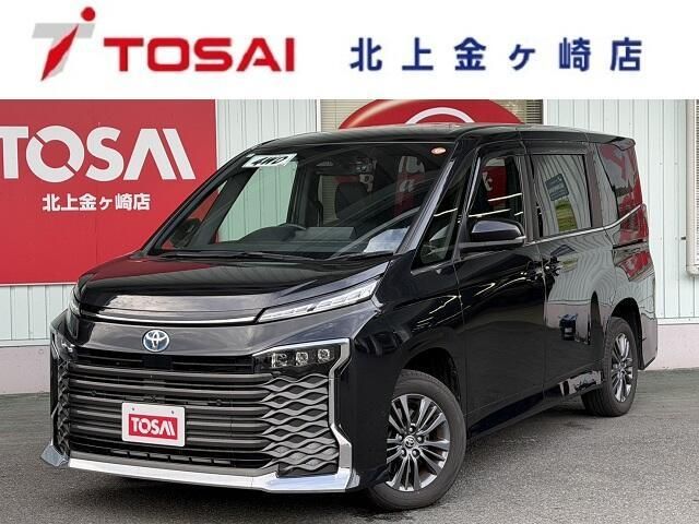 TOYOTA / VOXY HYBRID 4WD