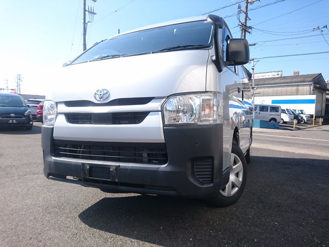TOYOTA / HIACE van 2WD