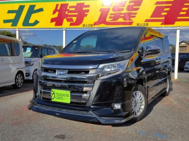 TOYOTA / NOAH